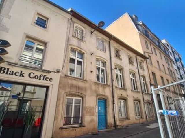 Studio 1 pièce 29 m²