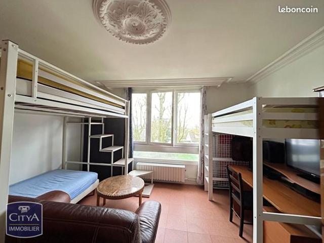Studio 1 pièce 29 m²