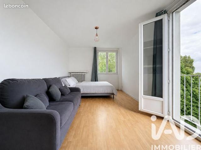 Studio 1 pièce 29 m²