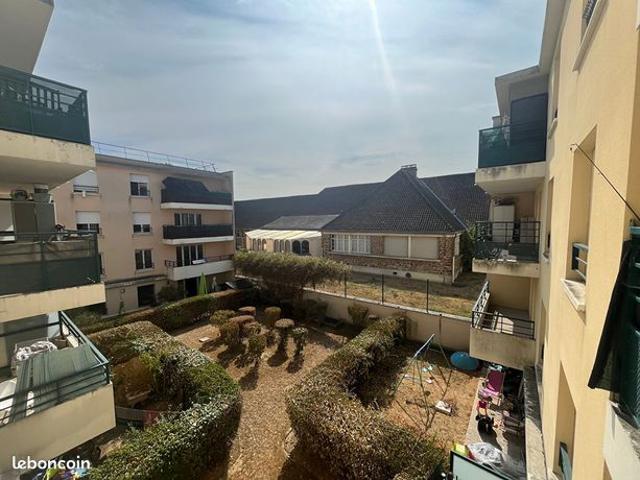 Studio 1 pièce 29 m²