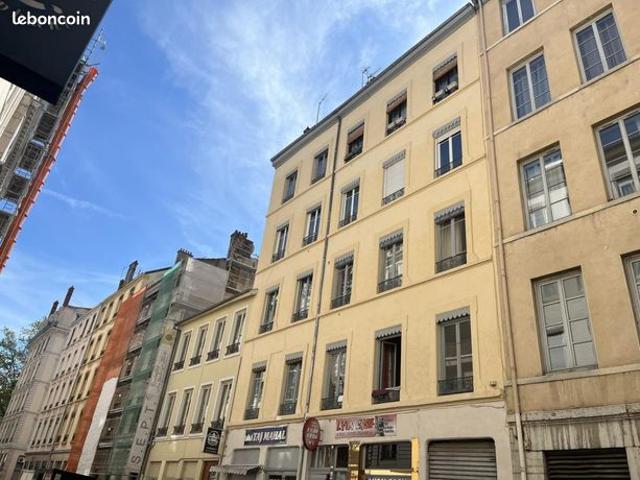 Studio 1 pièce 29 m²
