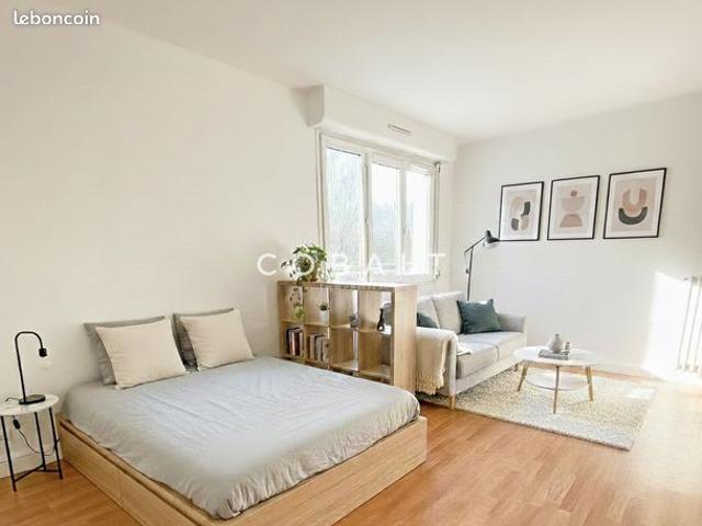 Studio 1 pièce 29 m²