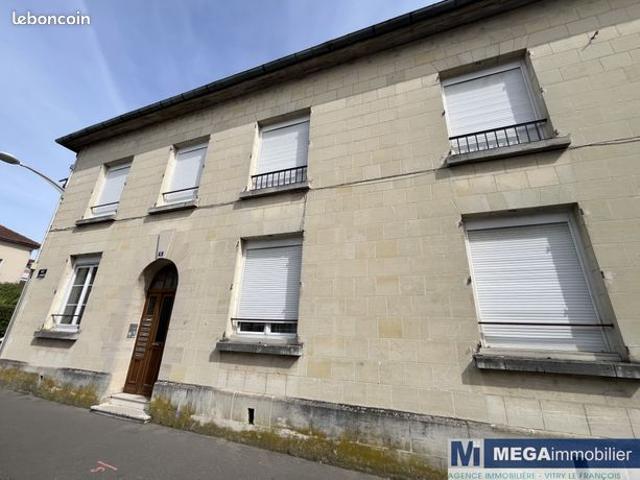 Studio 1 pièce 29 m²