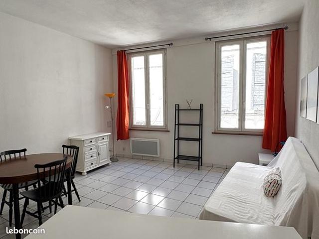 Studio 1 pièce 29 m²
