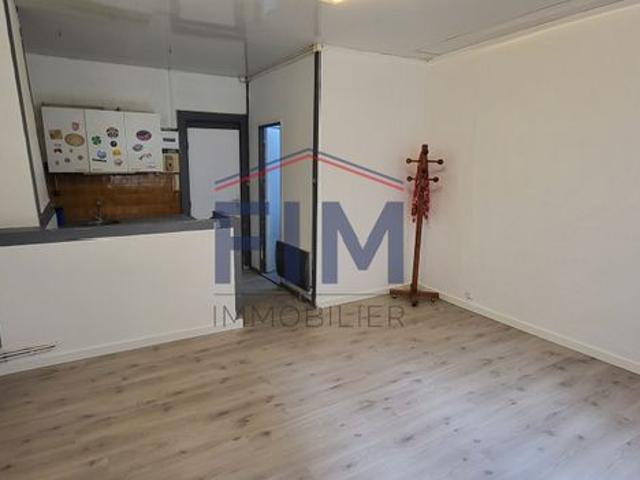 Studio 1 pièce 29 m²