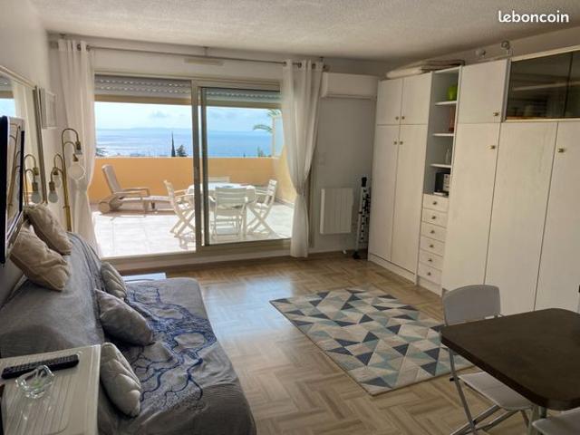 Studio 1 pièce 29 m²