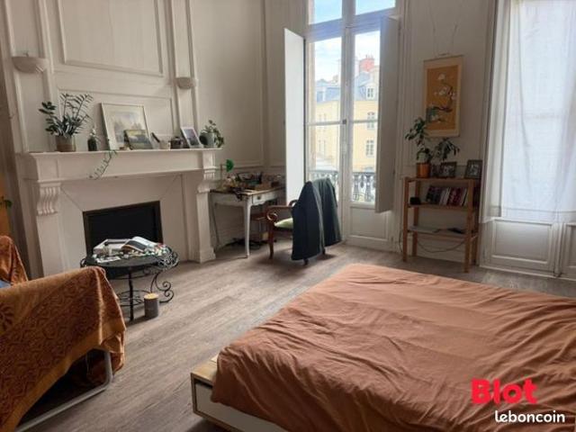 Studio 1 pièce 29 m²