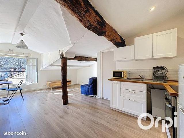 Studio 1 pièce 29 m²
