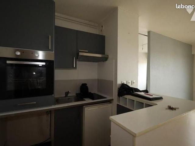 Studio 1 pièce 29 m²