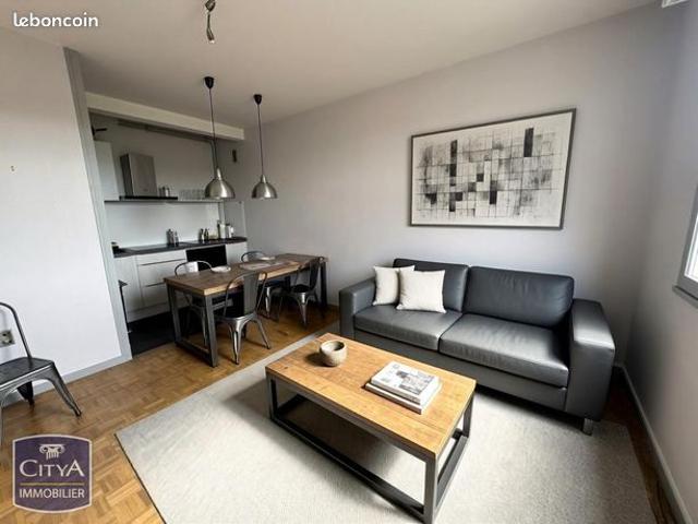 Studio 1 pièce 29 m²
