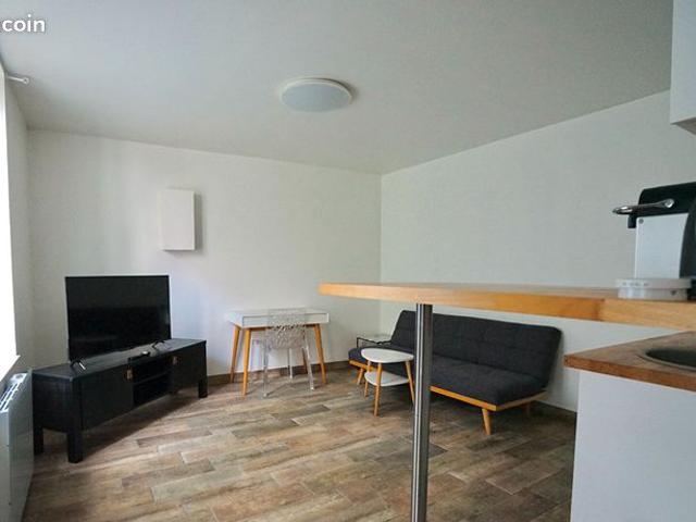Studio 1 pièce 29 m²