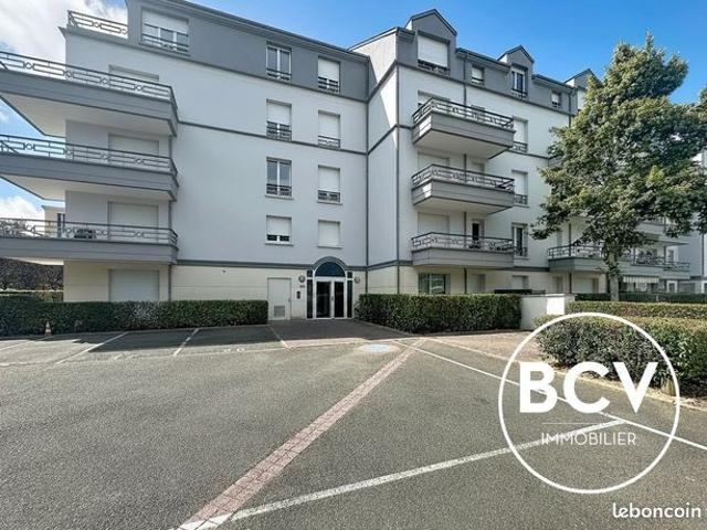 Studio 1 pièce 29 m²