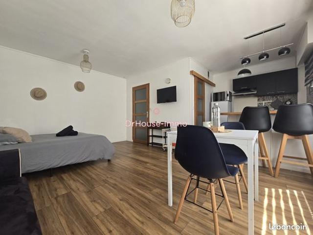 Studio 1 pièce 29 m²