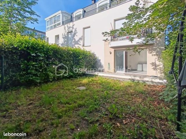 Studio 1 pièce 29 m²