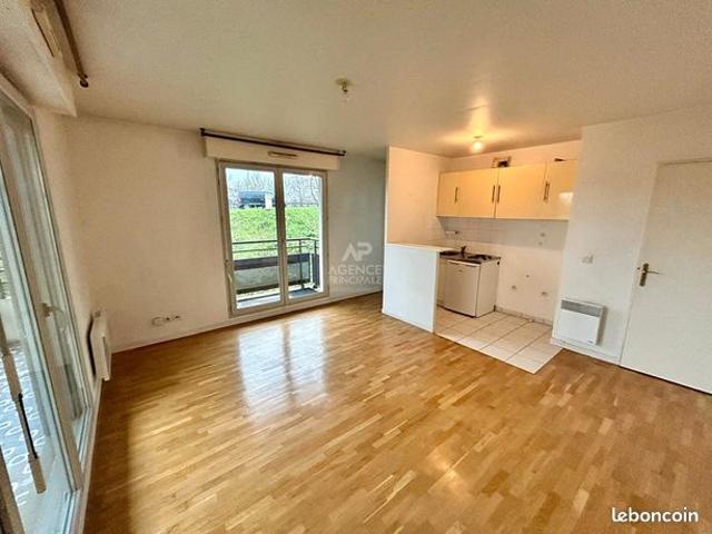 Studio 1 pièce 29 m²