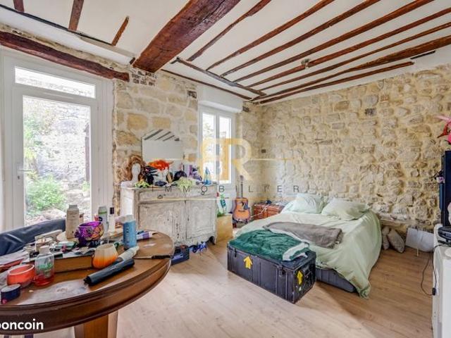 Studio 1 pièce 29 m²