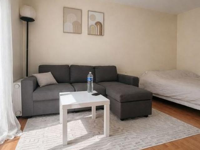 Studio 1 pièce 29 m²