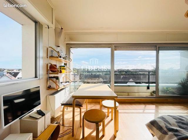 Studio 1 pièce 29 m²