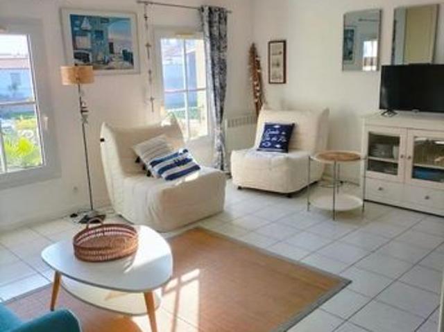 Studio 1 pièce 29 m²