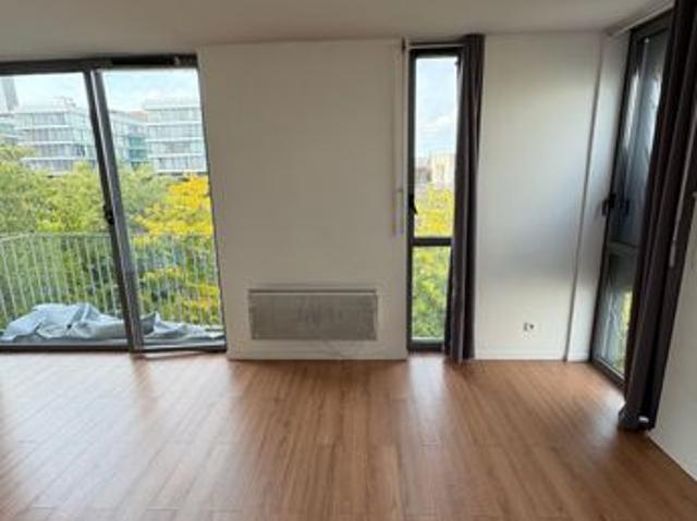 Studio 1 pièce 29 m²