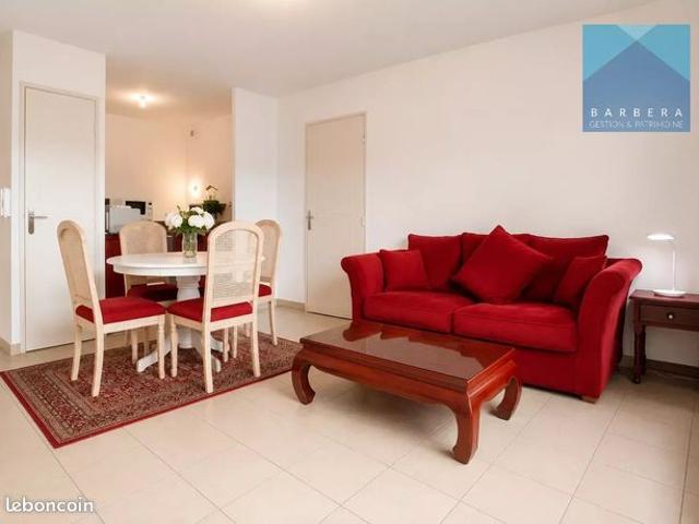Studio 1 pièce 33 m²