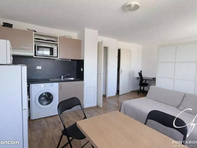 Studio 1 pièce 33 m²