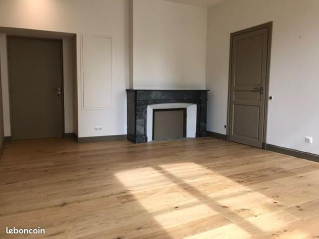 Studio 1 pièce 33 m²