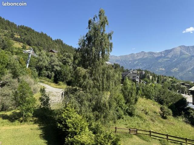 Studio 1 pièce 33 m²