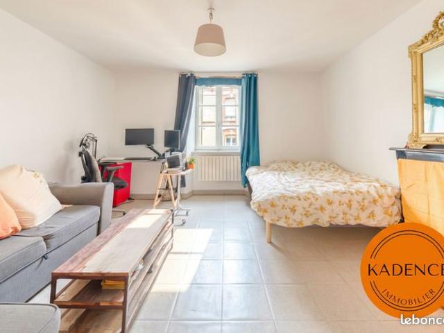 Studio 1 pièce 33 m²