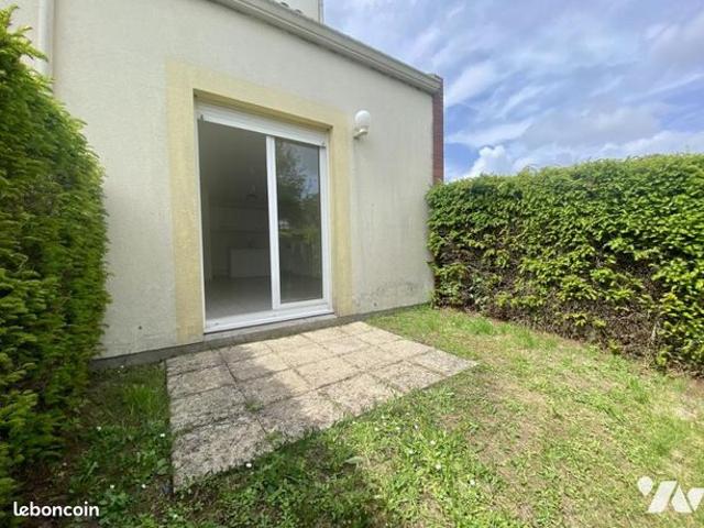 Studio 1 pièce 33 m²
