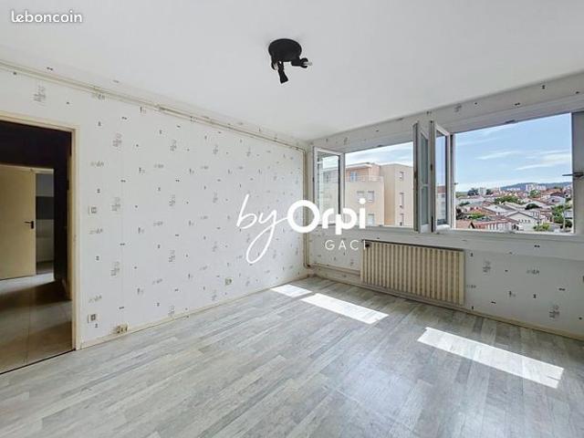 Studio 1 pièce 33 m²