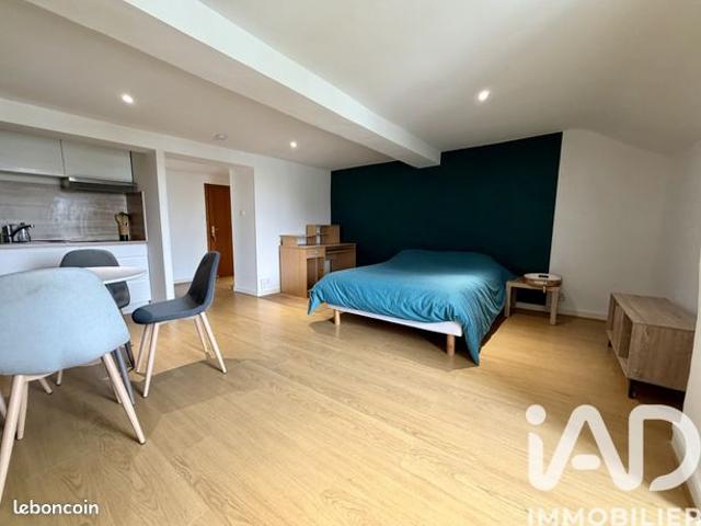 Studio 1 pièce 33 m²