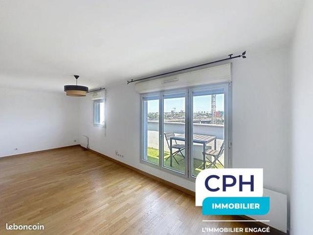 Studio 1 pièce 33 m²