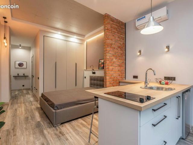 Studio 1 pièce 33 m²