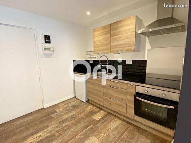 Studio 1 pièce 33 m²