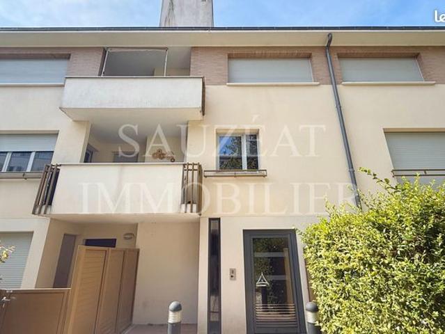 Studio 1 pièce 33 m²