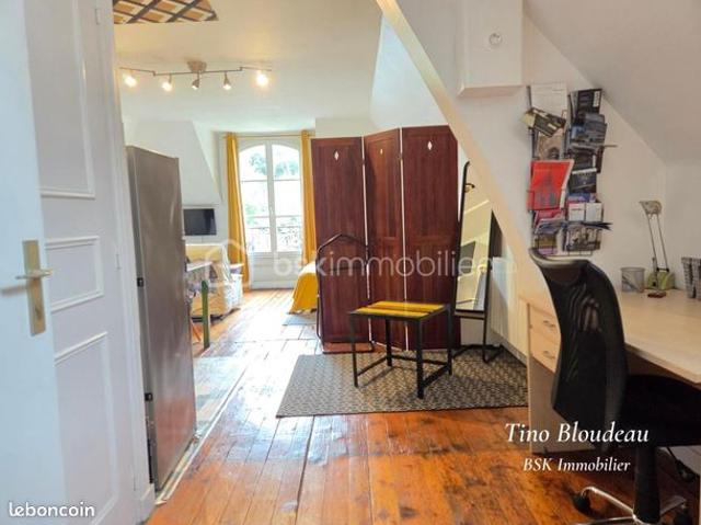 Studio 1 pièce 33 m²