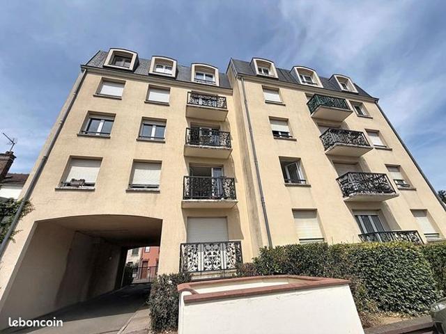 Studio 1 pièce 30 m²