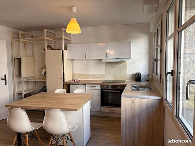 Studio 1 pièce 30 m²