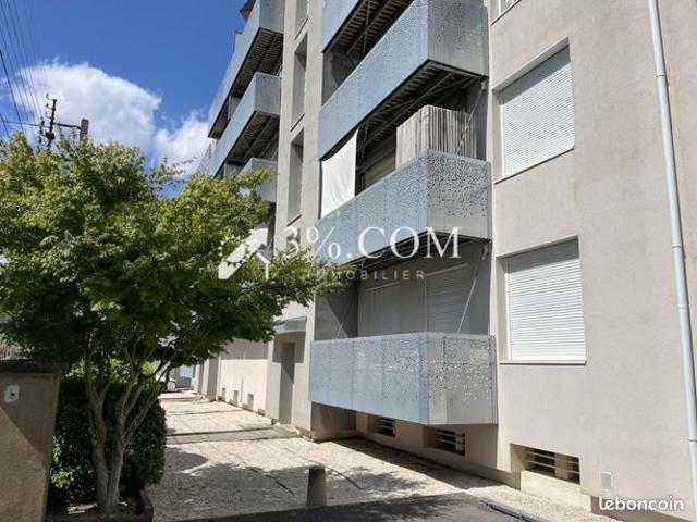 Studio 1 pièce 30 m²