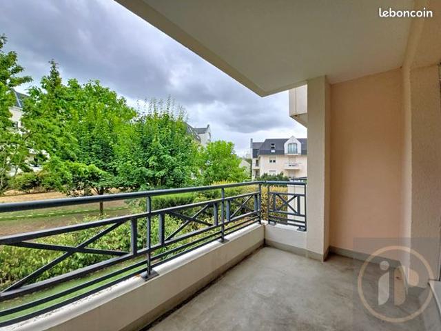 Studio 1 pièce 30 m²