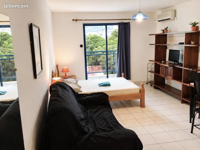 Studio 1 pièce 30 m²