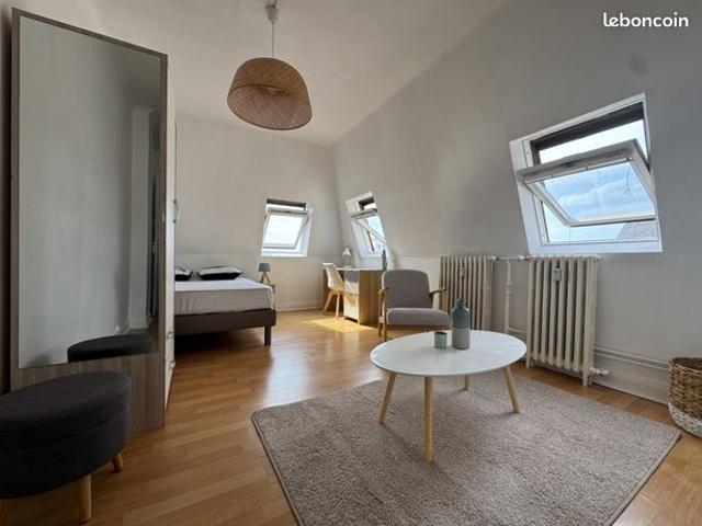 Studio 1 pièce 30 m²