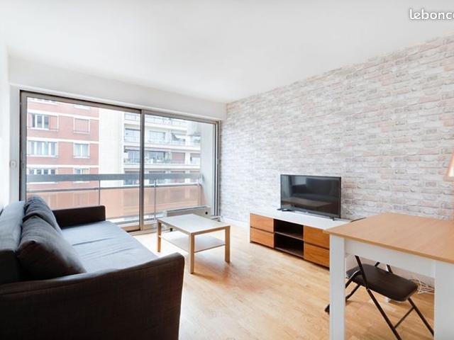 Studio 1 pièce 30 m²