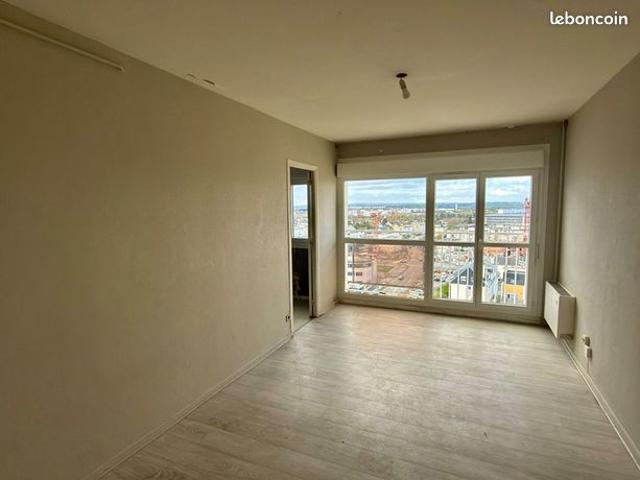 Studio 1 pièce 30 m²