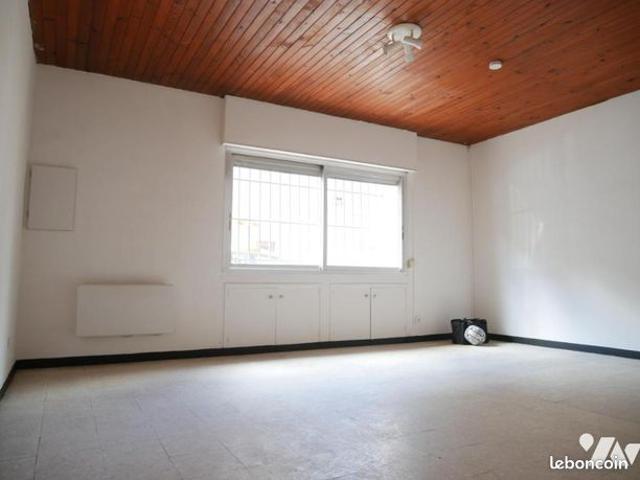 Studio 1 pièce 30 m²