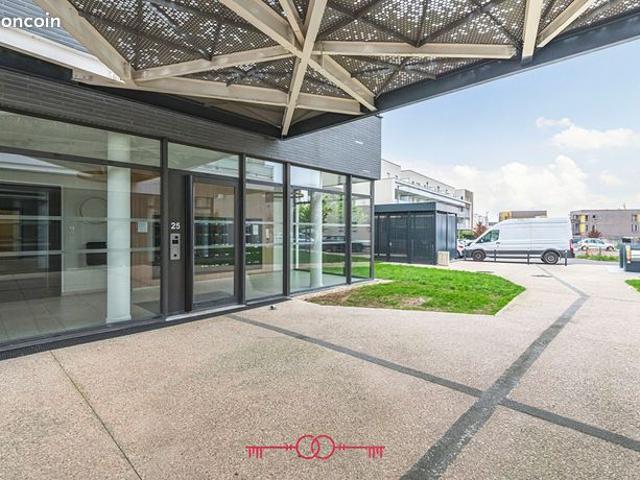 Studio 1 pièce 30 m²