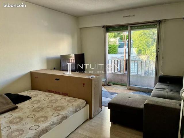 Studio 1 pièce 30 m²