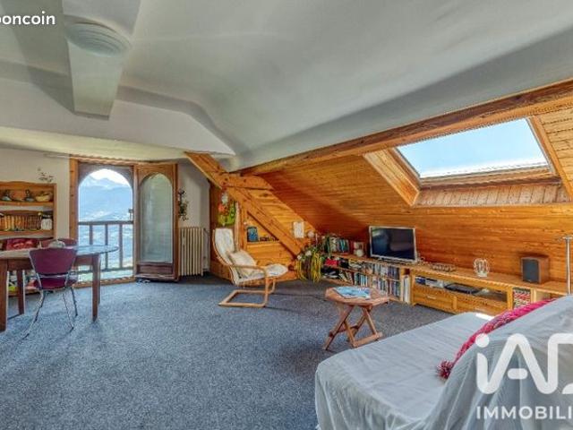 Studio 1 pièce 30 m²
