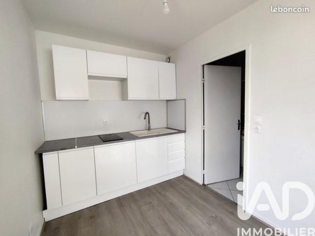 Studio 1 pièce 30 m²